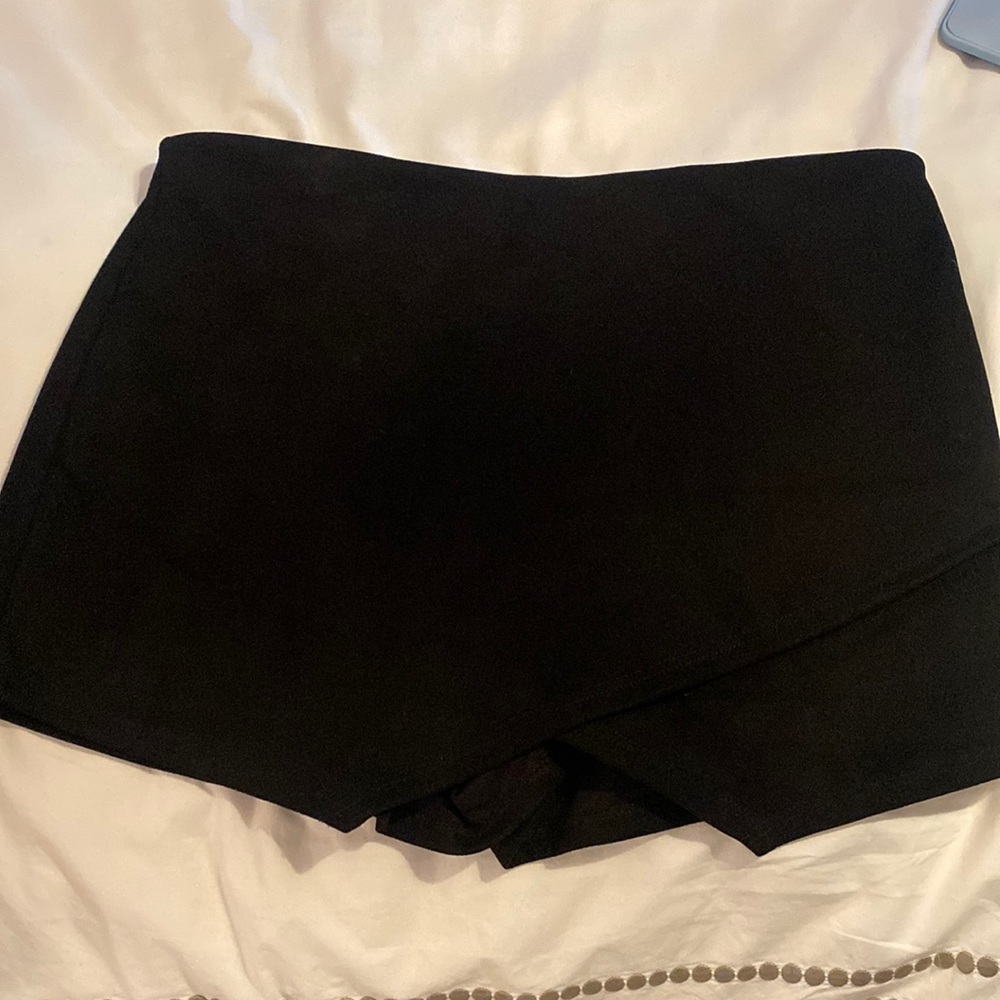 Suede envelope shorts